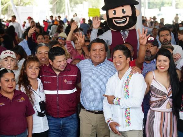 Con “Viernes de las Mujeres”, gobierno de Puebla atiende todas las regiones