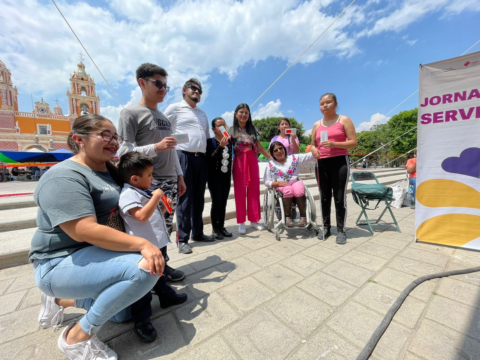 En Acatzingo, INDEP y SEGOB entregan extracto de Ley de Educación en Sistema Braille