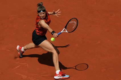 Sabalenka y Muchova avanzan a semifinales en Roland Garros