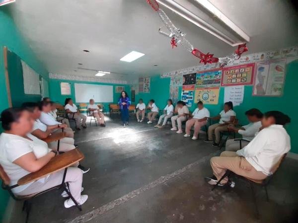 Fortalece gobierno de Puebla salud mental de mujeres privadas de la libertad