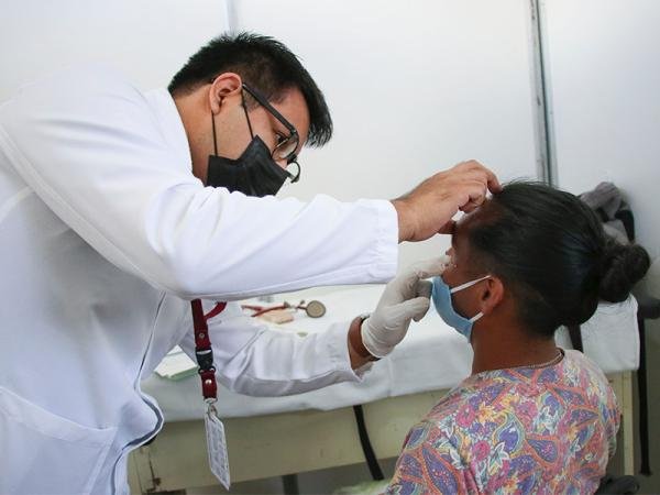 Realiza Salud 21 cirugías oftalmológicas en municipio de Libres
