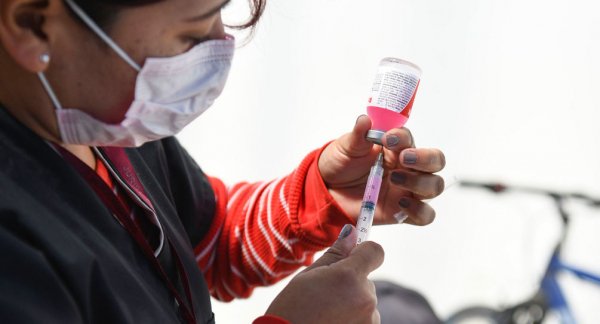 Por finalizar campaña antirrábica, vacuna disponible en 49 unidades: Salud