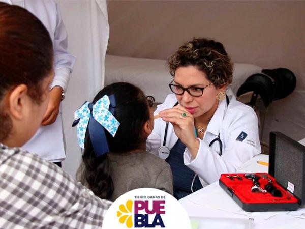 Con servicios médicos, gobierno estatal favorece a menores de Cuautempan