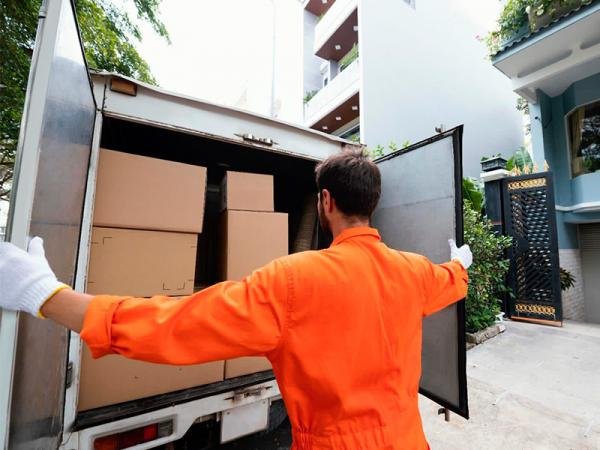 Crece personal ocupado en comercio y servicios en Puebla: Economía