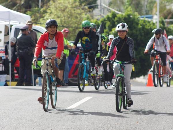 Con éxito, más de 5 mil poblanos disfrutan de la Vía Recreativa Metropolitana: SMT