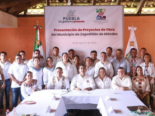 Recoge Sergio Salomón proyectos municipales en gira de trabajo