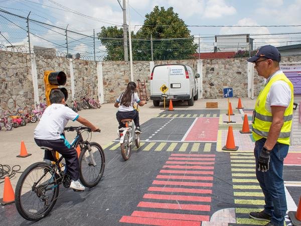 Promueve SMT cultura vial en beneficio de niñas, niños y adolescentes