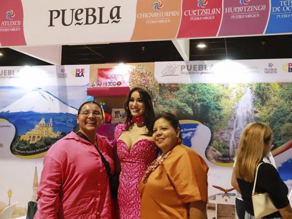 Con realidad virtual, gobierno estatal promociona a Cuetzalan en Tianguis Turístico Internacional