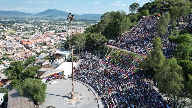 CON MÁS DE 25 MIL ASISTENTES, CONCLUYE EL FESTIVAL HUEY ATLIXCAYOTL 2023.