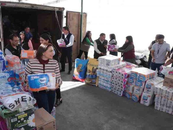 Abandera Gaby Bonilla salida de convoy con más de 35 toneladas de ayuda a Guerrero