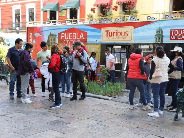 Repunta empleo de restaurantes y hoteles poblanos en tercer trimestre 2023