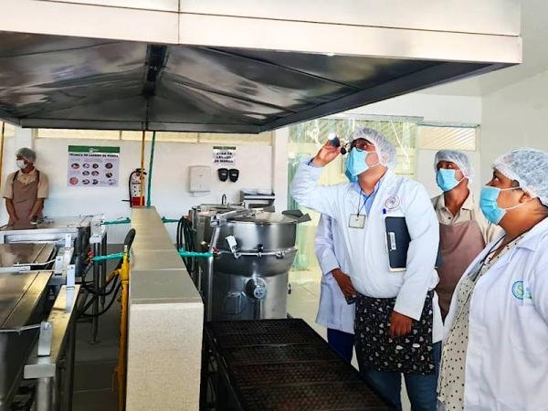 Por buenas prácticas en cocina, Centro Penitenciario de Puebla obtiene “Distintivo H”: SSP