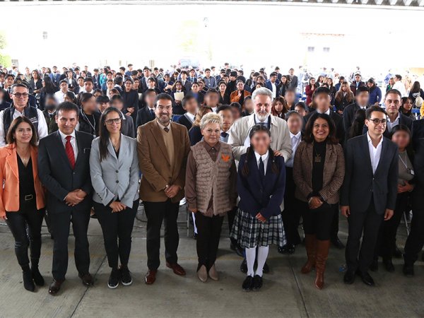Refuerza SEP formación integral de estudiantes de bachillerato