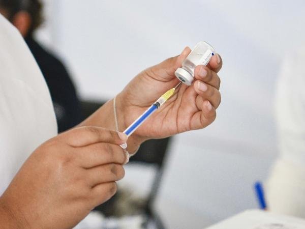 Atiende Salud a 14 personas hospitalizadas por COVID-19