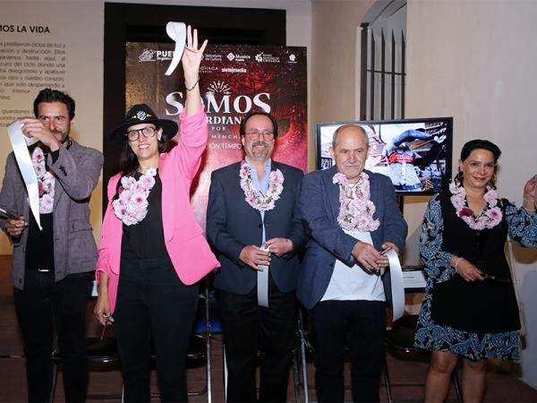 Inicia en Puebla exposición “Somos Guardianes”, del artista mexicano César Menchaca