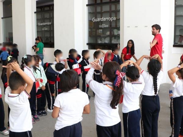 Capacita SEP a 28 mil trabajadores para resolución de conflictos en aulas