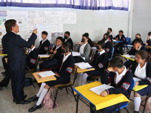 Publica SEP requisitos para proceso de cambio de centros de trabajo