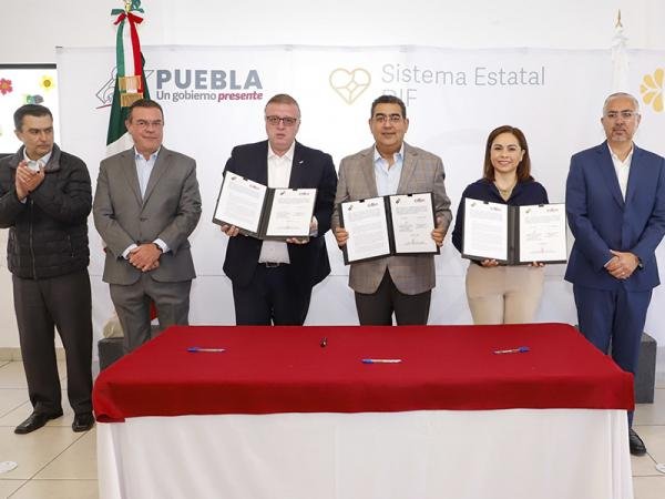 Impulsa gobierno estatal integración laboral de personas bajo tutela del SEDIF