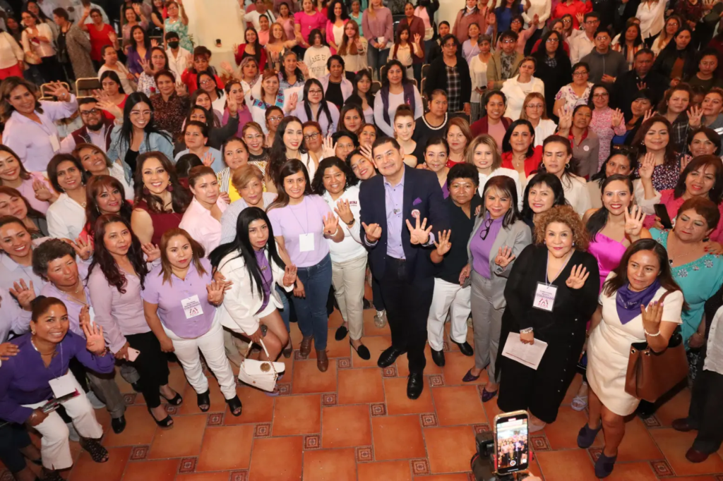 En Puebla, Armenta promueve la participación de las mujeres