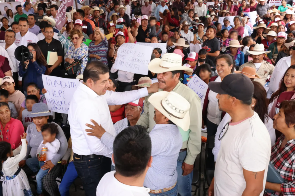 Agua potable y obra comunitaria para las juntas auxiliares de Puebla: Armenta