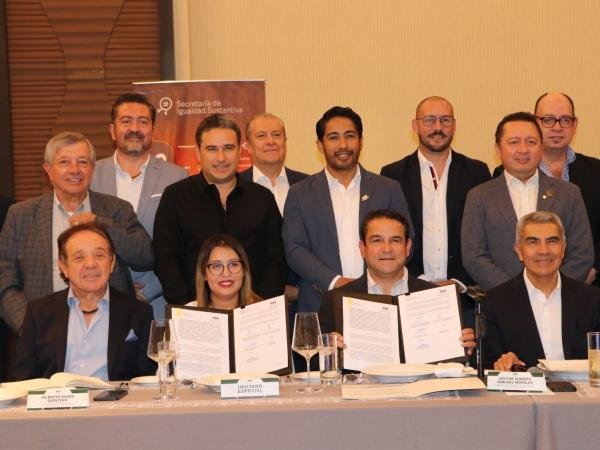 Crea Gobierno del Estado sinergia con empresarios por las mujeres