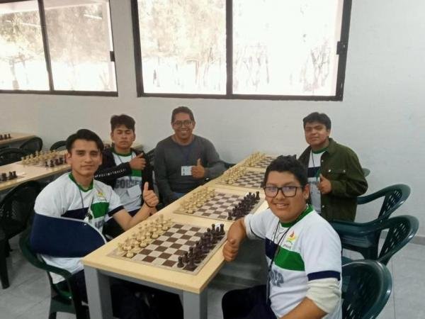 Destaca aprendiente del COBAEP en Olimpiada Nacional de Química