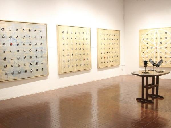 Aloja Casa de la Cultura exposiciones de arte con cerámica