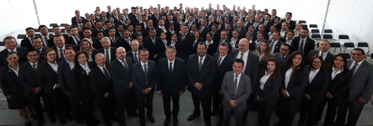 FGE incorporó a 129 servidores públicos que concluyeron su formación