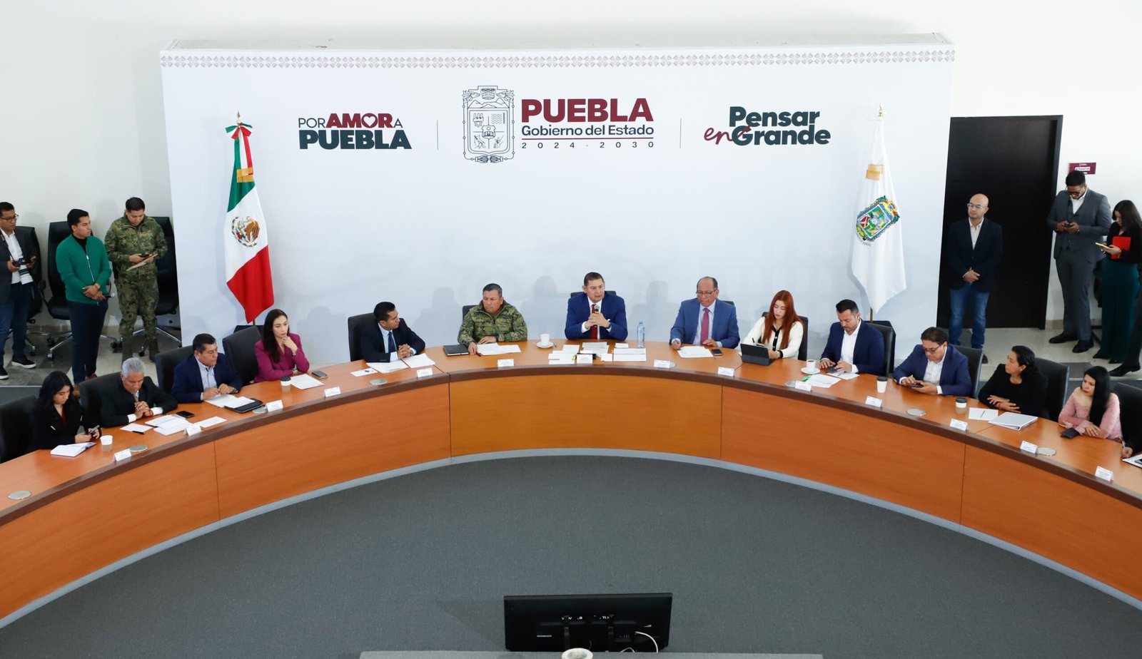 Combate frontal a la corrupción para erradicar “negocios leoninos”: Armenta