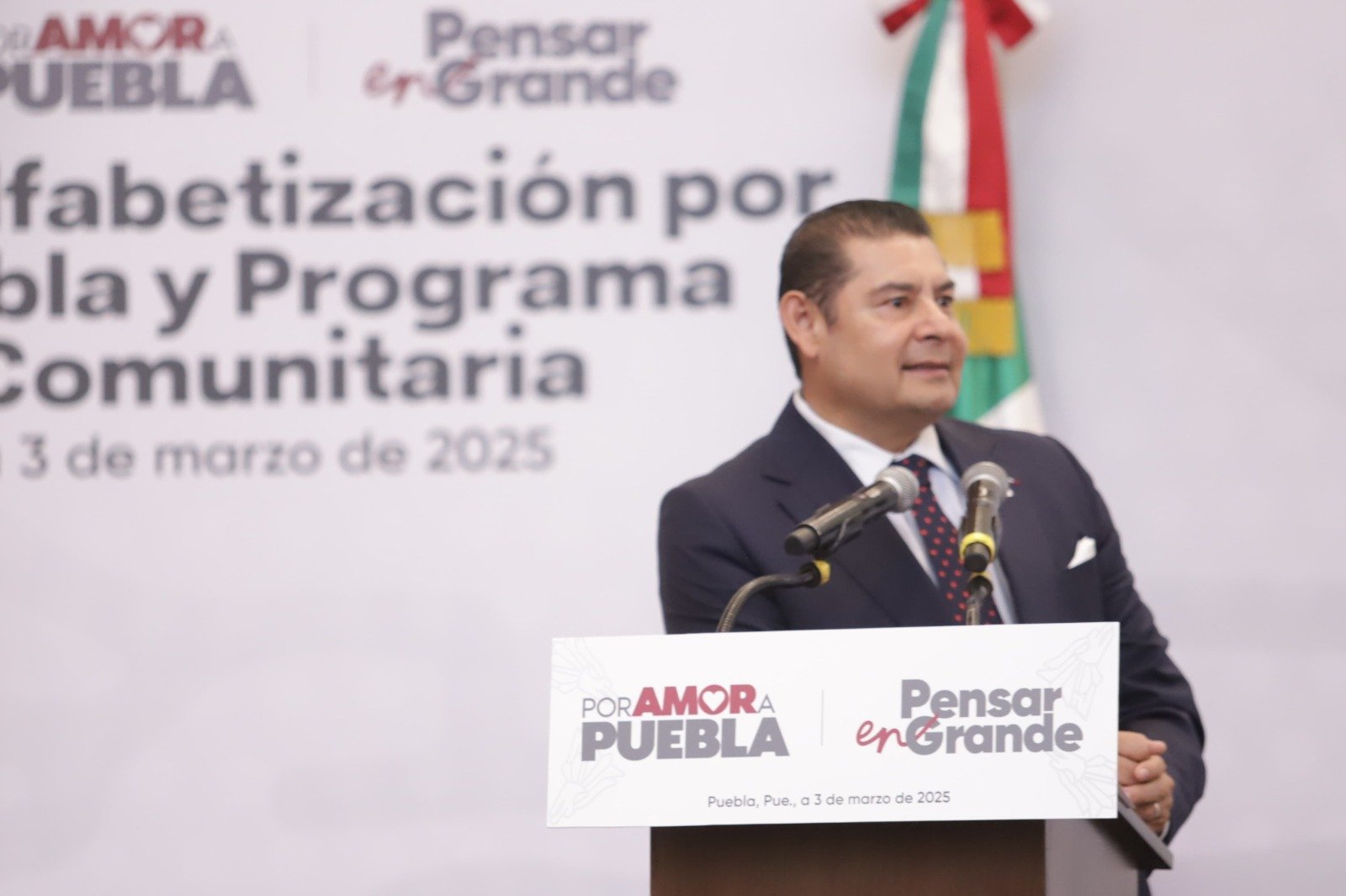 Puebla impulsa “Jornada de Alfabetización por Amor a Puebla”