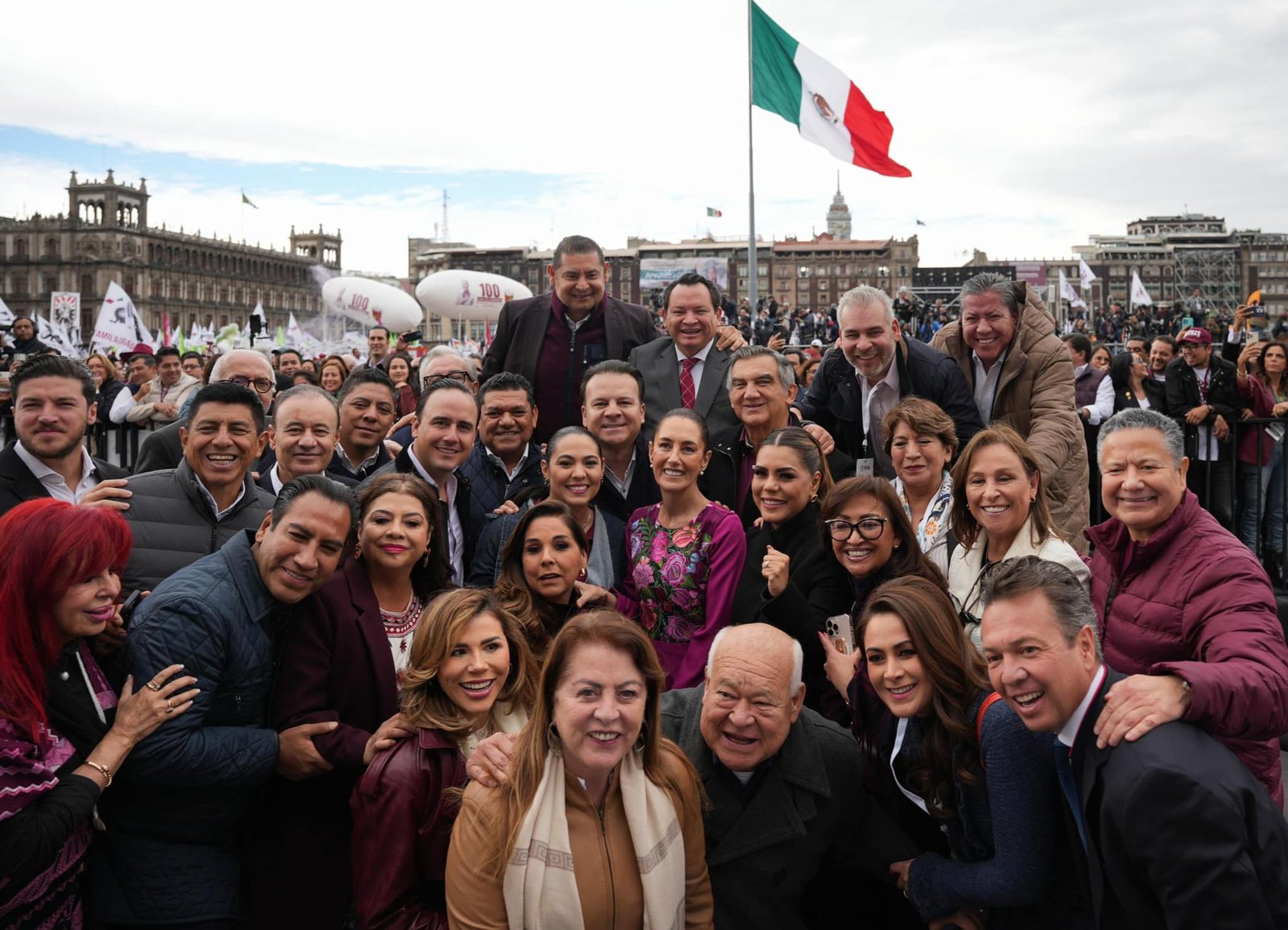 PresidentA del pueblo y para el pueblo.