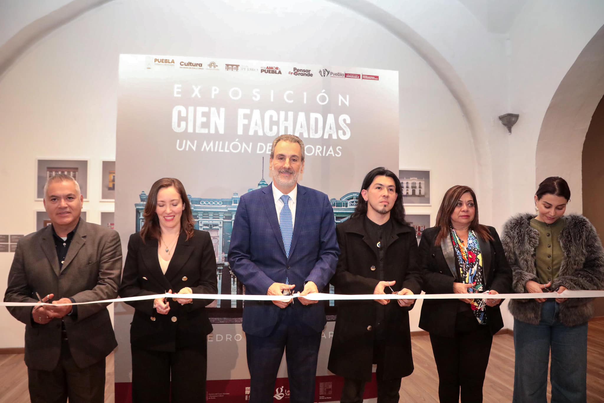 Inauguramos la Exposición “Cien Fachadas, un Millón de Historias” en San Pedro Museo de Arte.