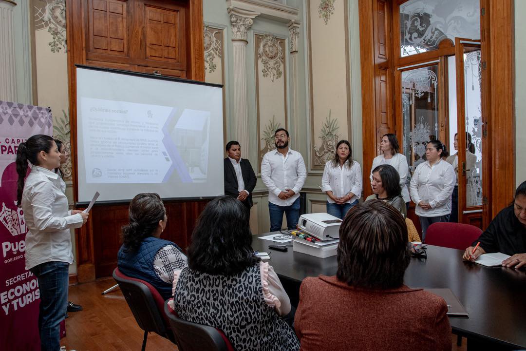 Más de 190 artesanos, emprendedores y productores locales han sido beneficiados con las capacitaciones y cursos gratuitos de la Secretaría de Economía y Turismo.