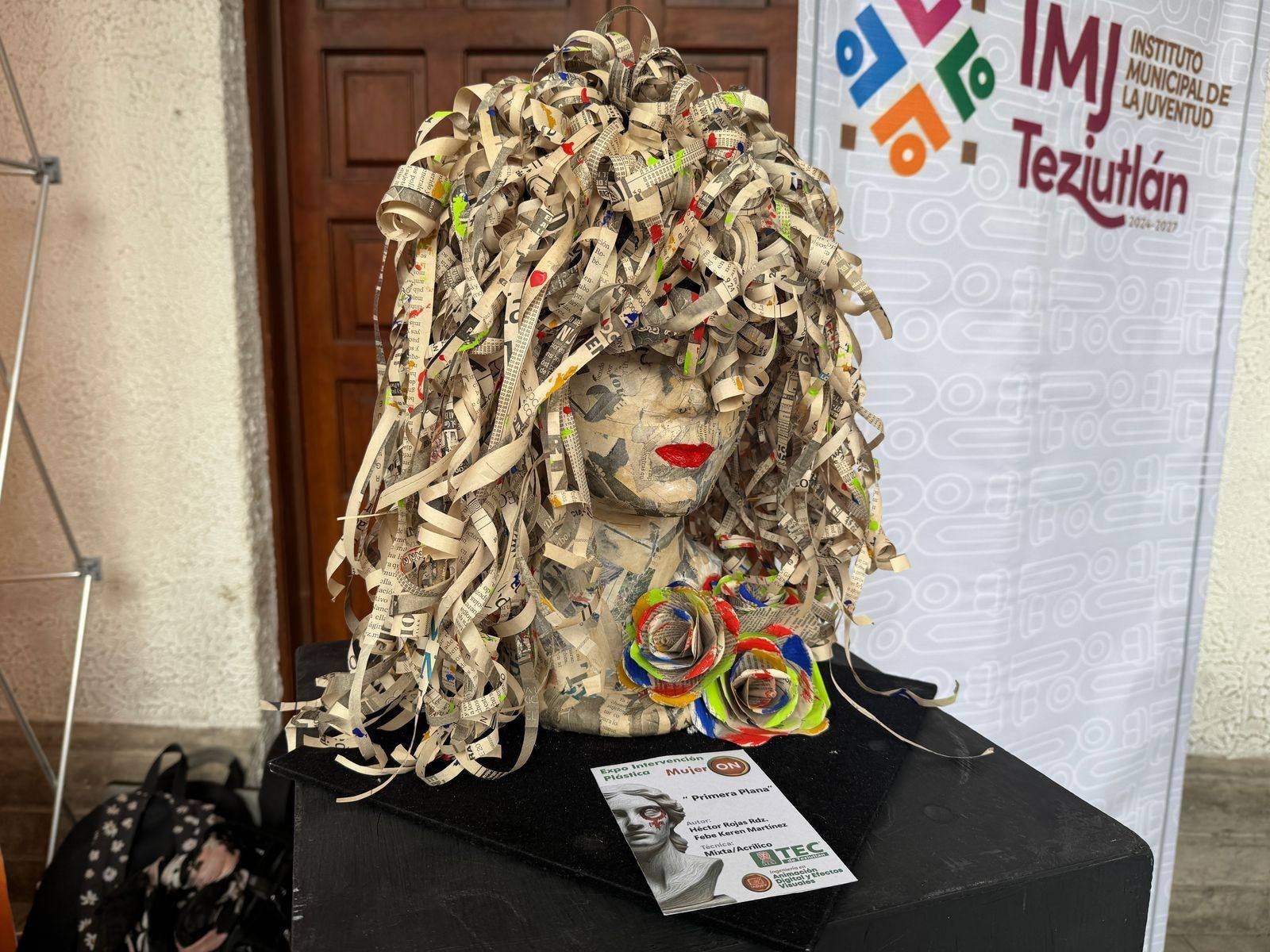 El Instituto Tecnológico Superior de Teziutlán llevó a cabo la inauguración de la exposición “MUJER – ON”