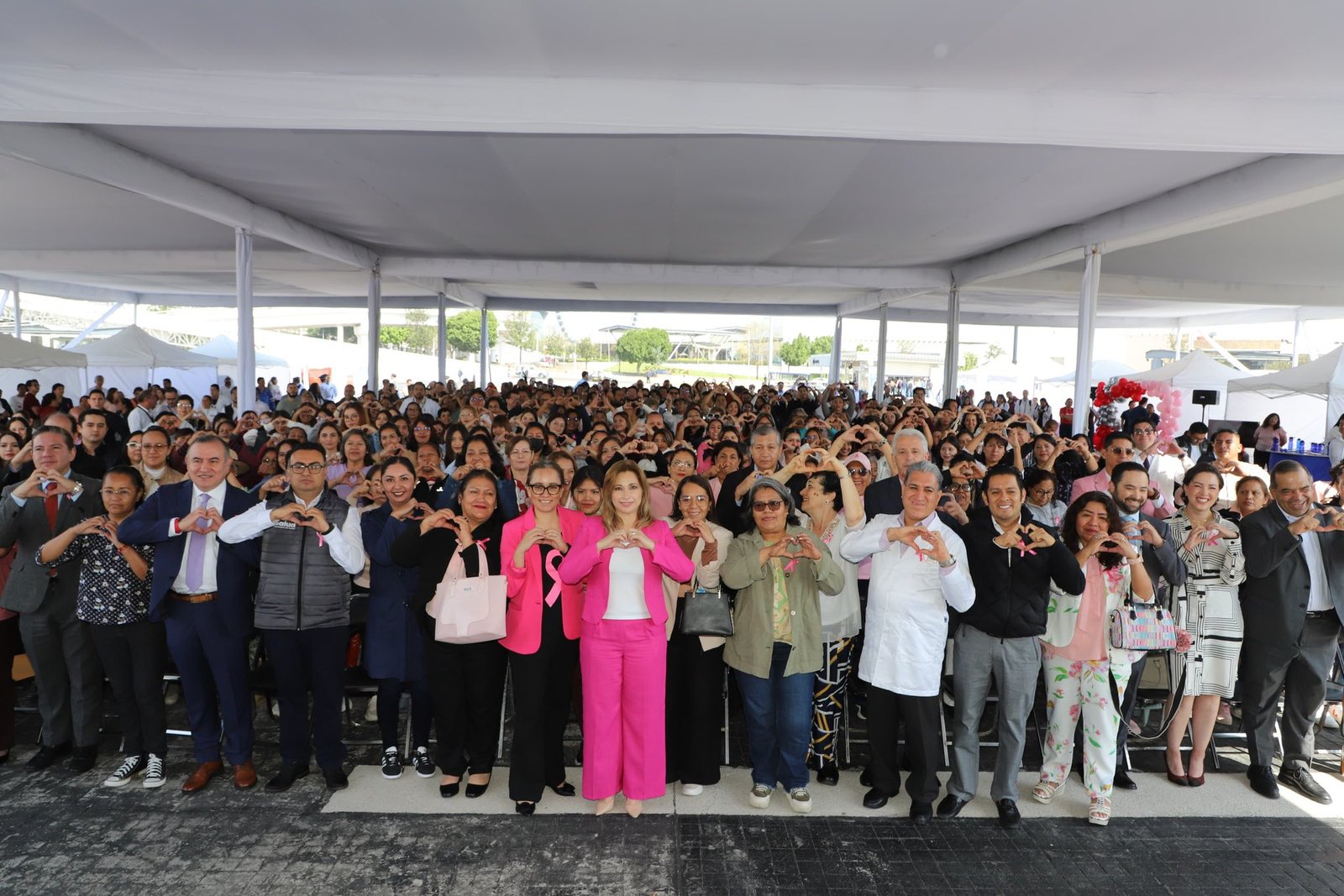 Mi esposa, Ceci Arellano, encabezó la Jornada de Mastografías “Explórate Por Amor a Puebla”